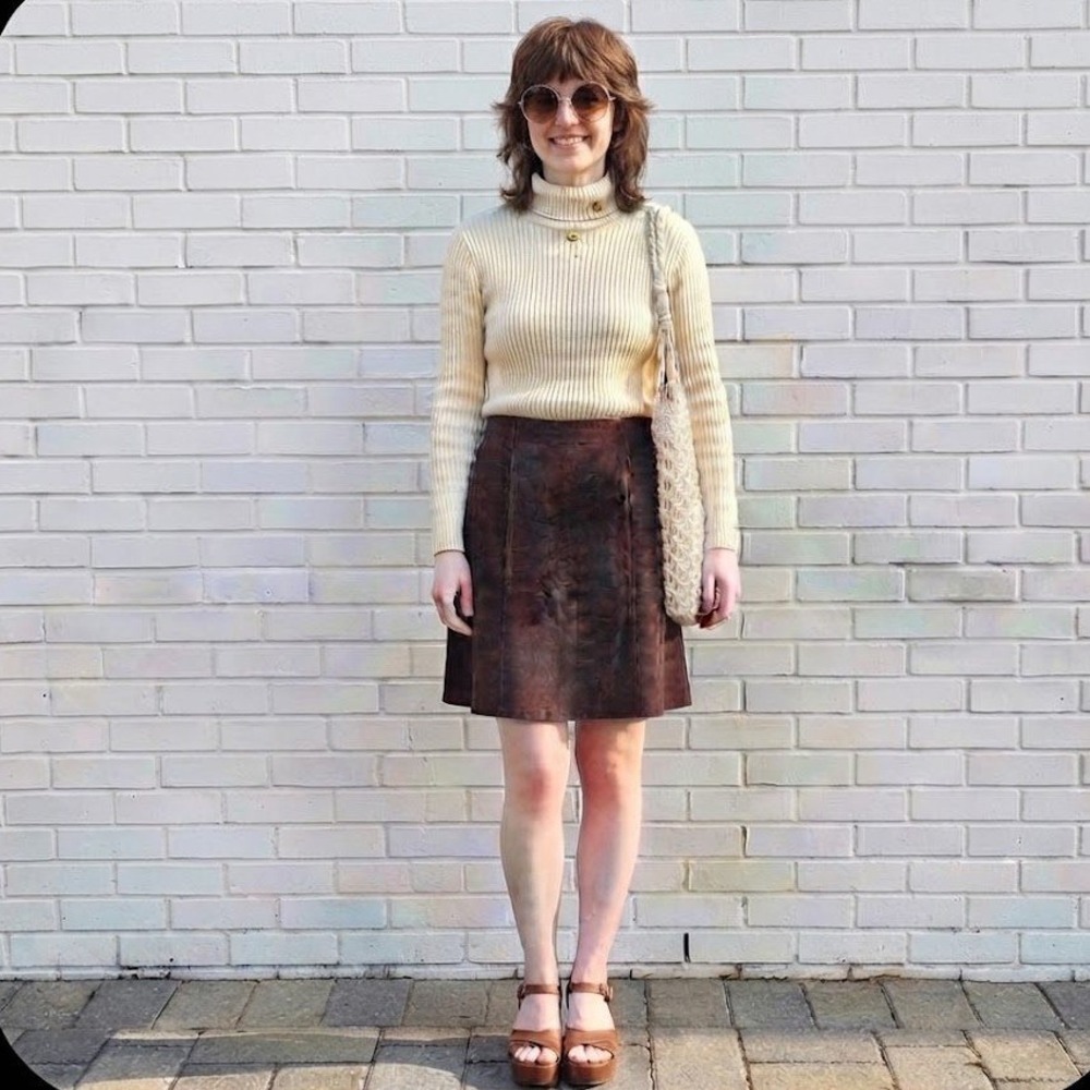 Vintage 70s Brown Suede Leather Skirt Womens XS W26 A-Line Mini Western Cowgirl